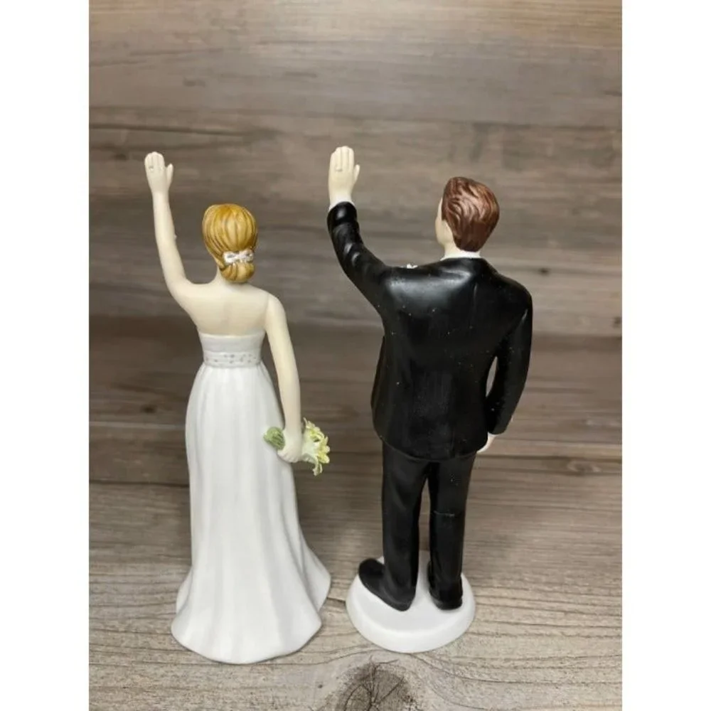Wedding High Five Bride & Groom Couple Celebration Figure Figurines
